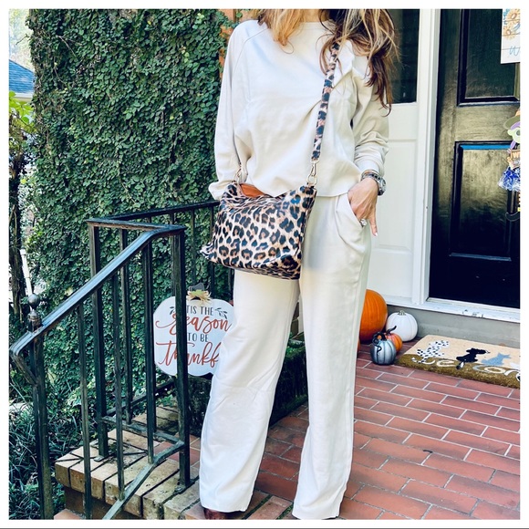 Bone 100% cotton chic 2 Piece Top and Wide leg pants set - Picture 9 of 10